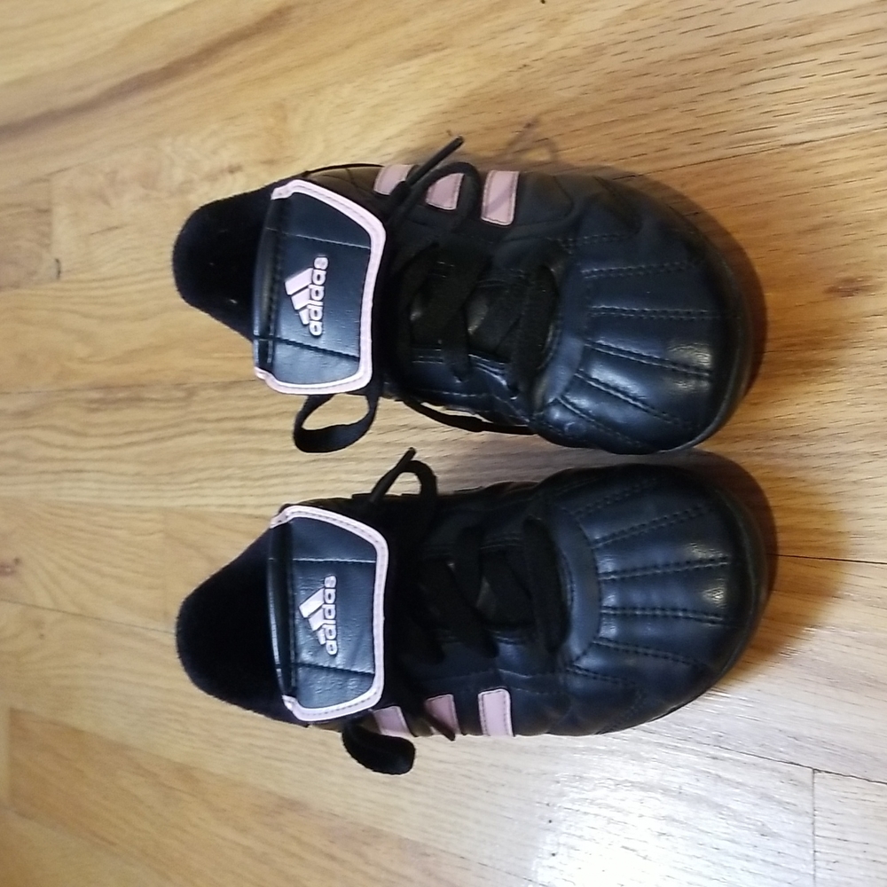 Adidas Cleats Girls size 12.5